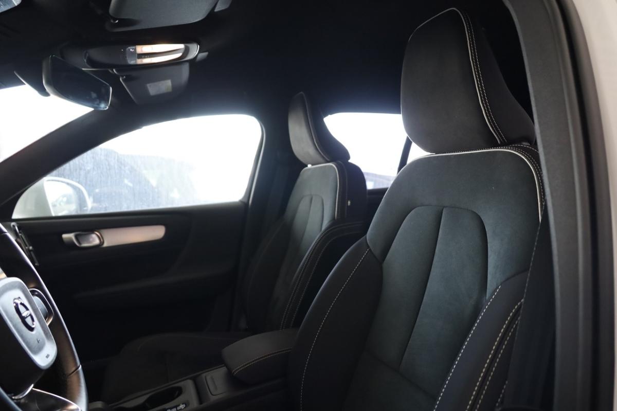 volvo-xc40-2025-gasolina-1969cc