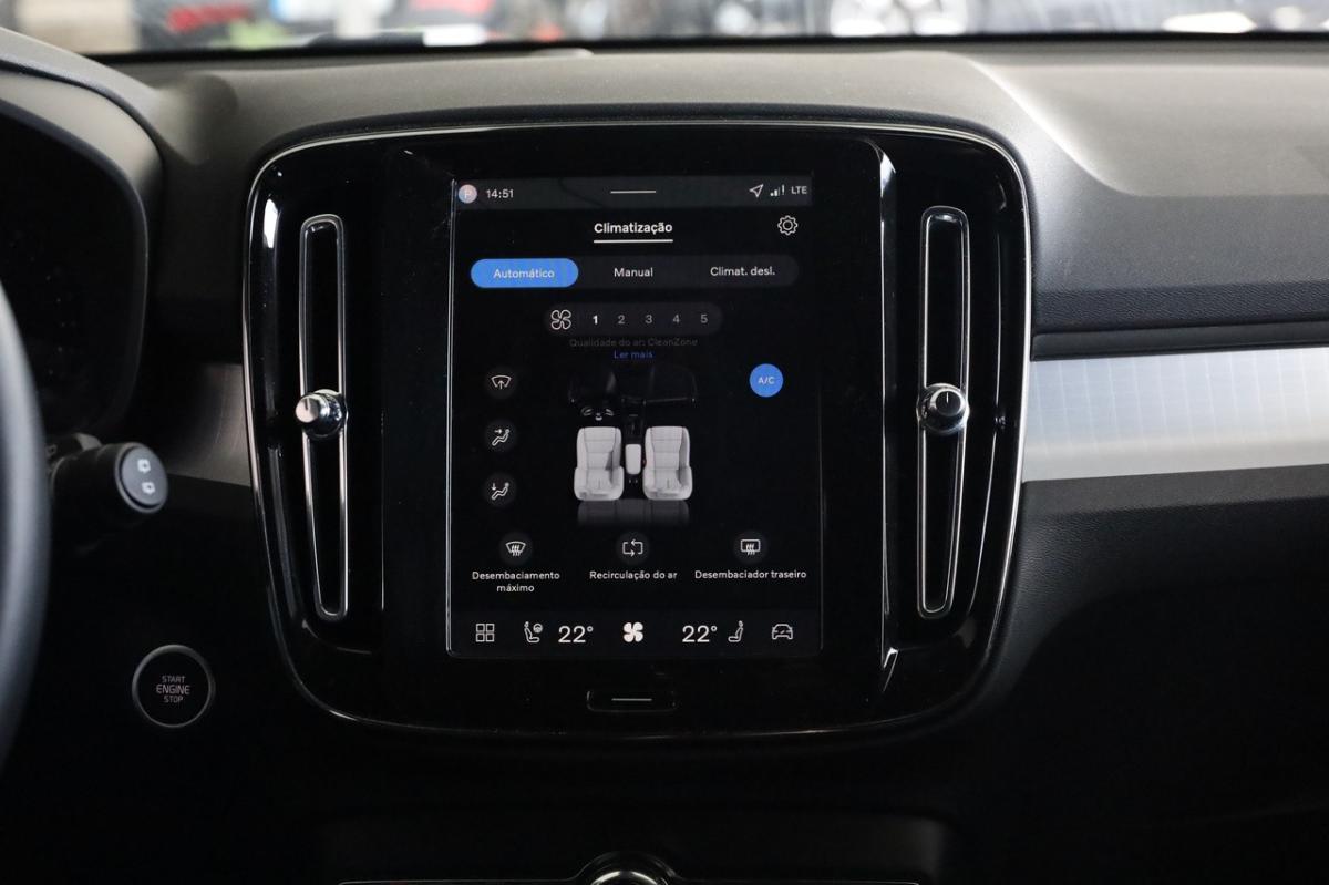 volvo-xc40-2025-gasolina-1969cc