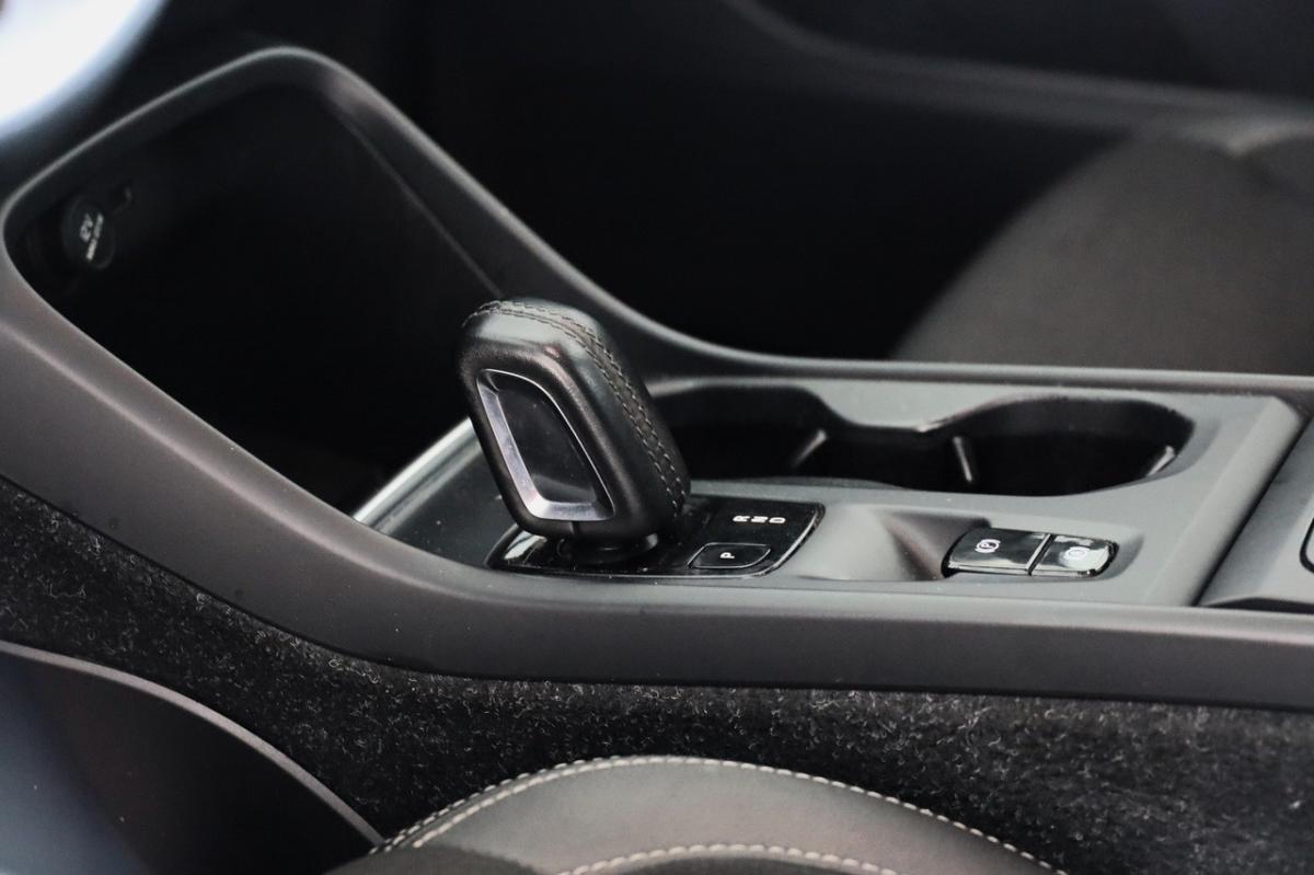 volvo-xc40-2019-diesel-1969cc