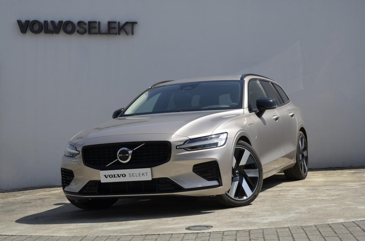 volvo-v60-2024-hibrido-a-gasolina-1969cc