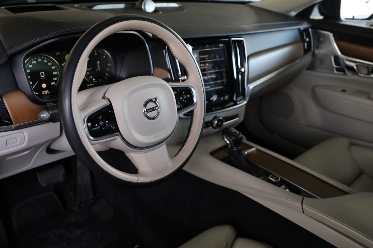 volvo-s90-2016-diesel-1969cc