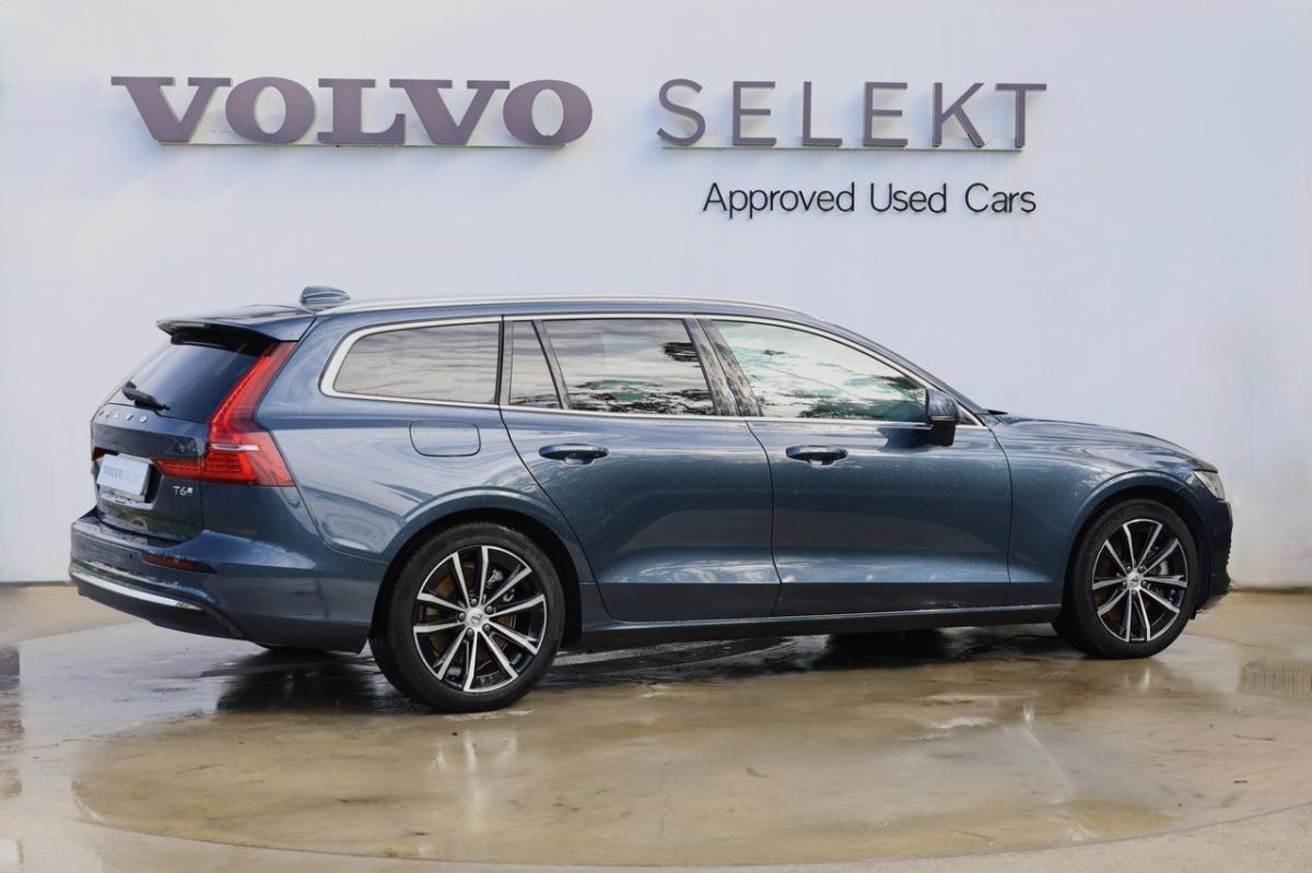 volvo-v60-2024-hibrido-a-gasolina-1969cc