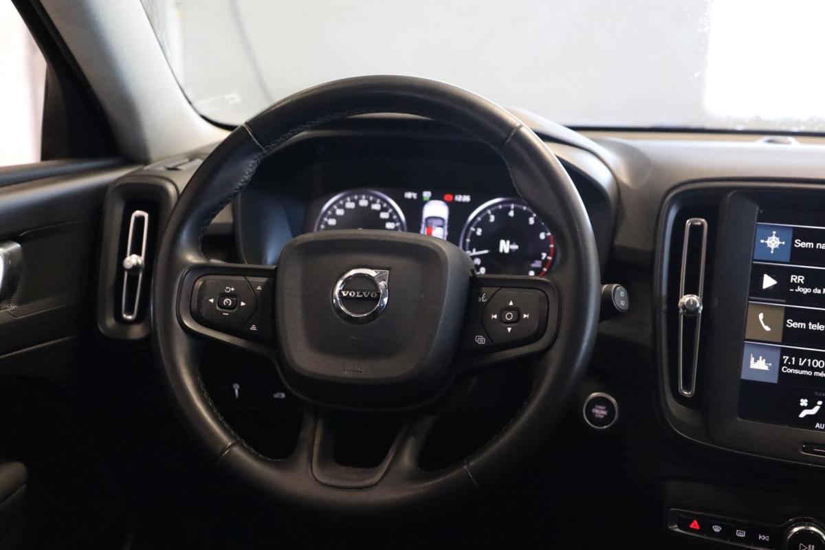 volvo-xc40-2022-gasolina-1477cc