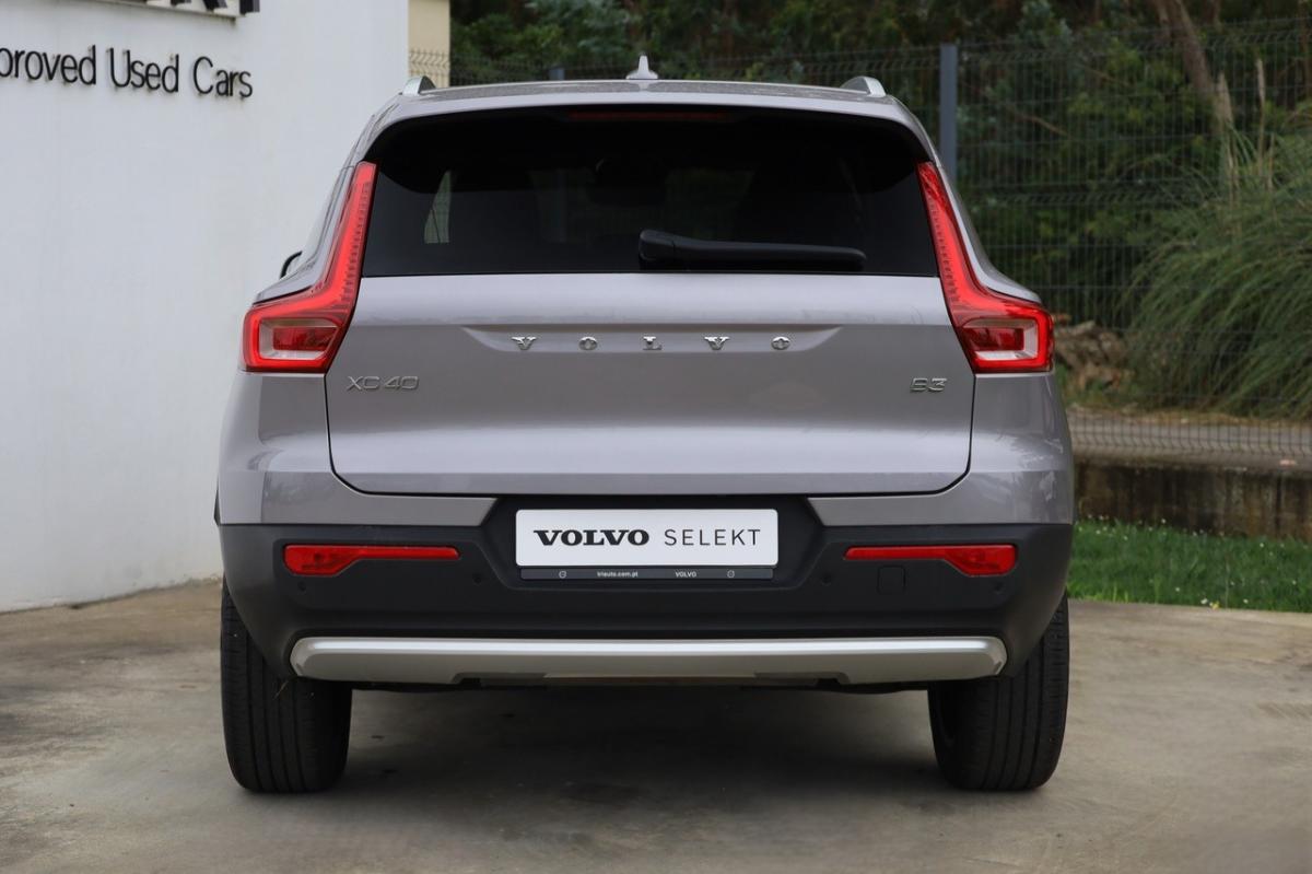 volvo-xc40-2025-gasolina-1969cc