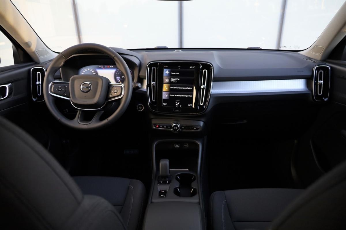 volvo-xc40-2021-gasolina-1477cc