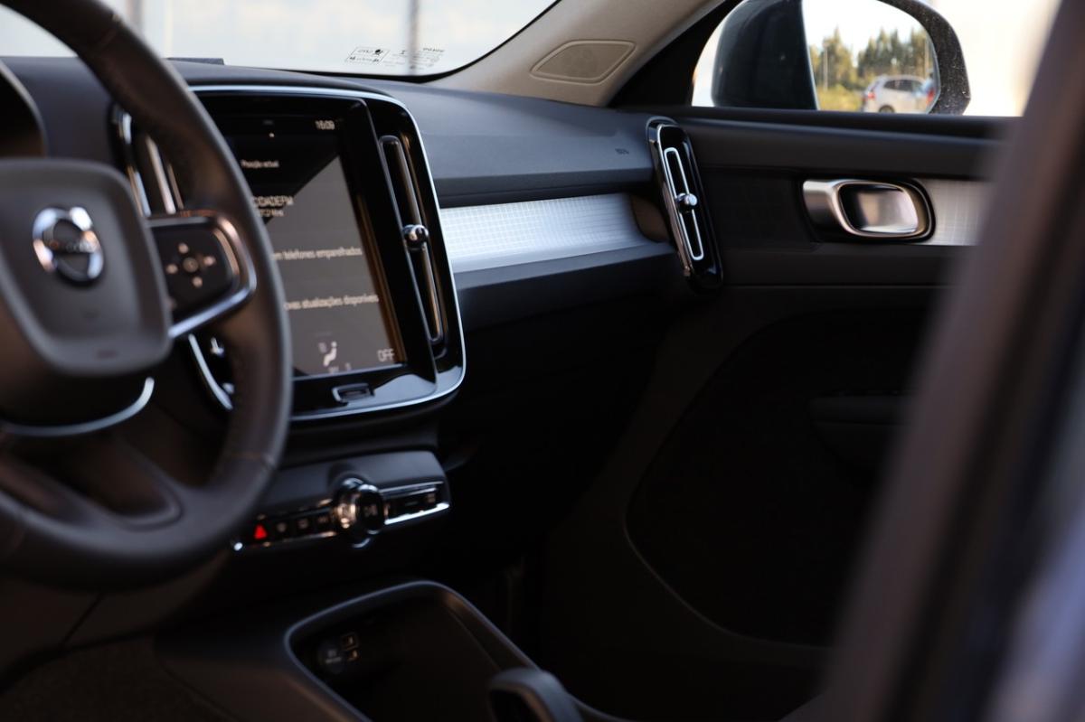 volvo-xc40-2021-gasolina-1477cc