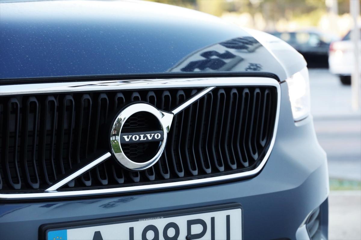 volvo-xc40-2021-gasolina-1477cc