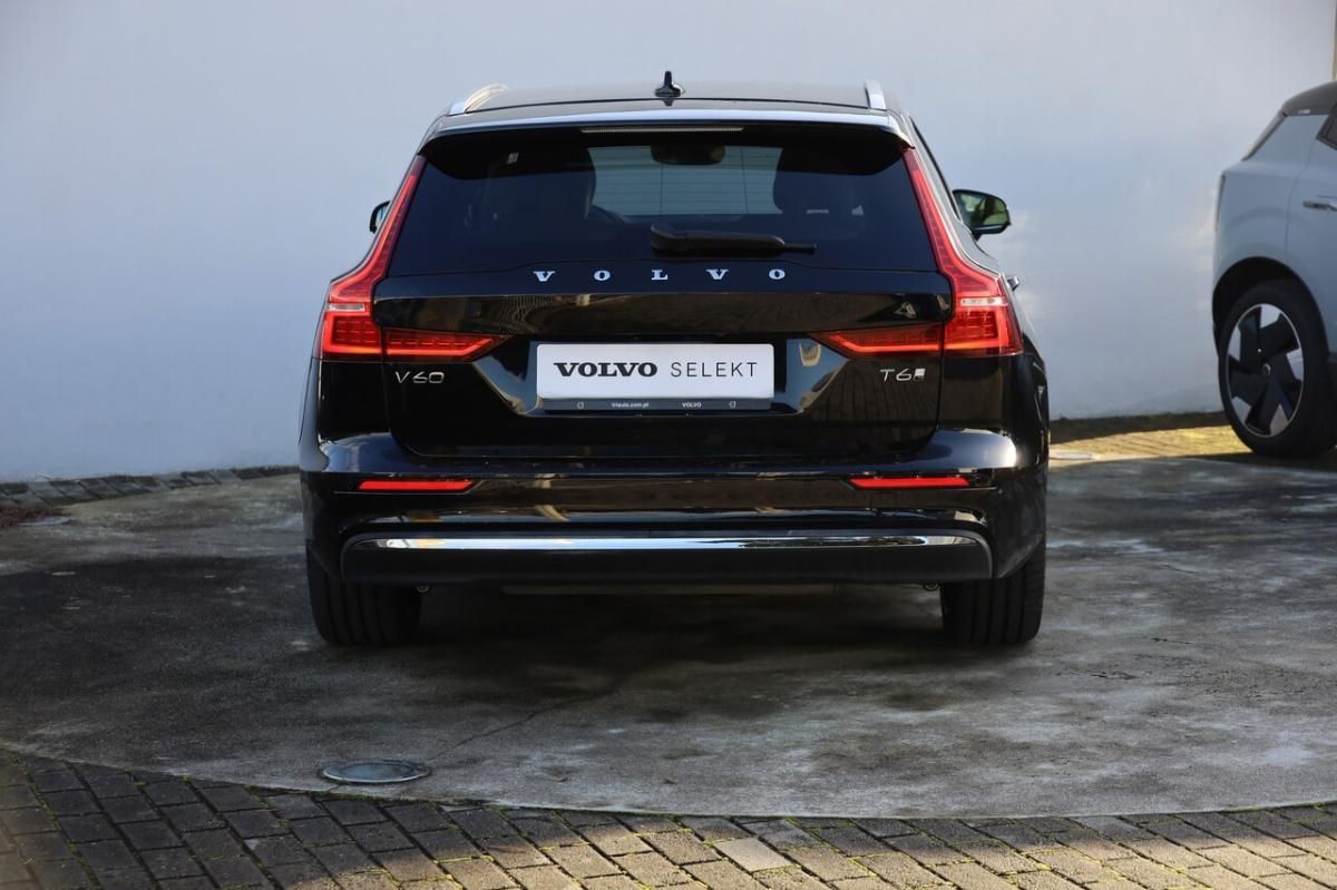 volvo-v60-2025-hibrido-a-gasolina-1969cc