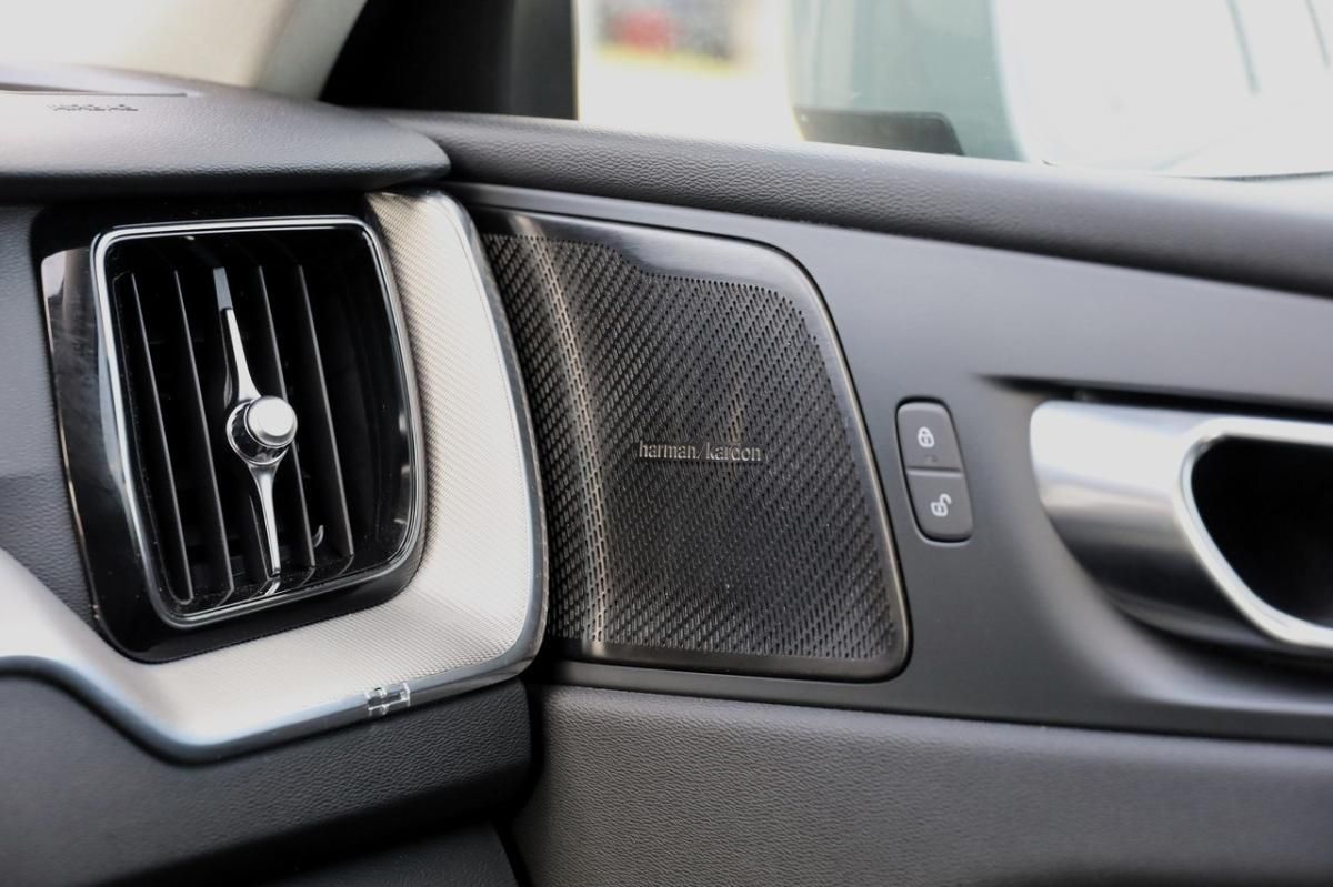 volvo-xc60-2025-hibrido-a-gasolina-1969cc