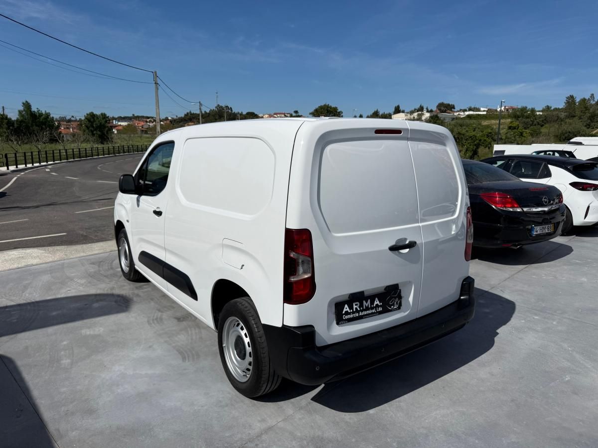 peugeot-partner-2022-diesel-1499cc