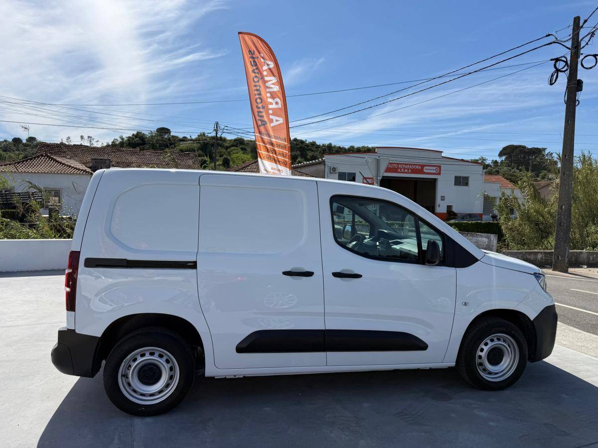 peugeot-partner-2022-diesel-1499cc