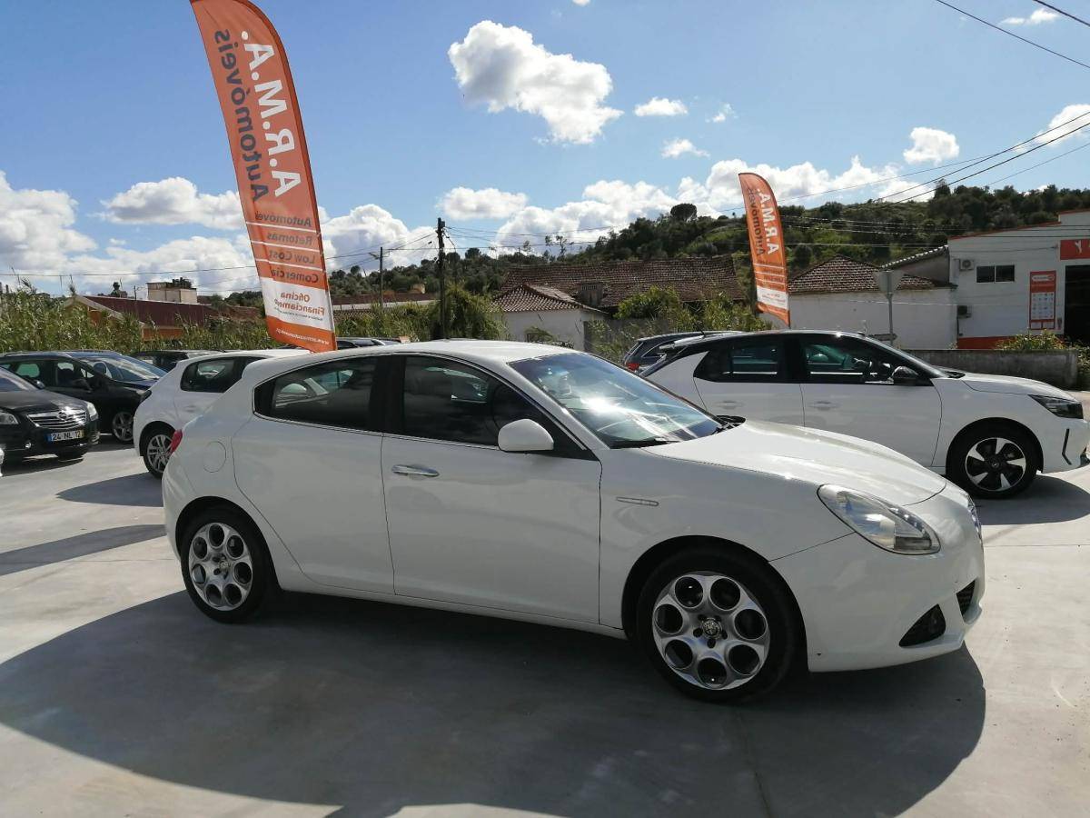 alfa-romeo-giulietta-2010-diesel-1598cc