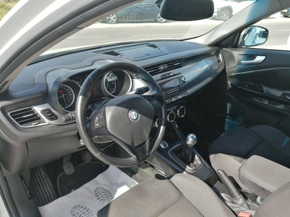 alfa-romeo-giulietta-2010-diesel-1598cc
