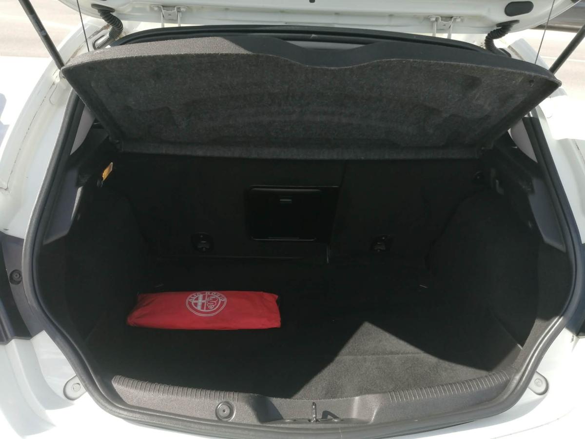 alfa-romeo-giulietta-2010-diesel-1598cc