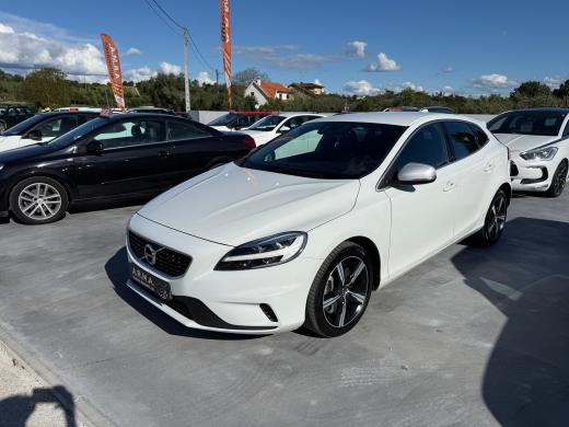 volvo-v40-2018-diesel-1969cc