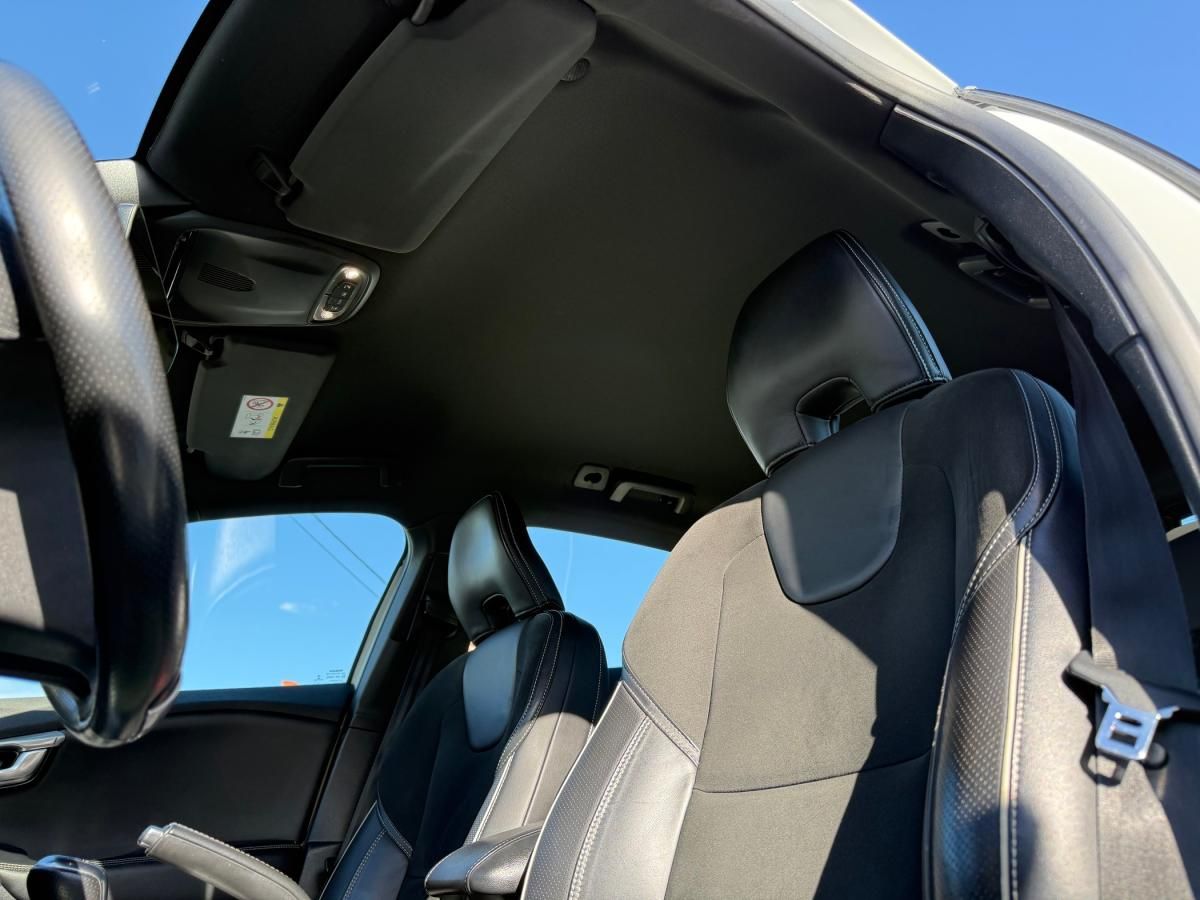 volvo-v40-2018-diesel-1969cc