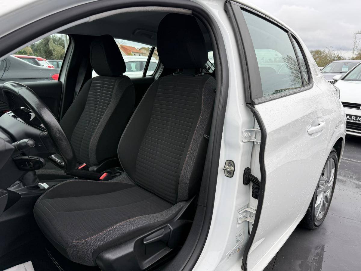 peugeot-208-2020-diesel-1499cc