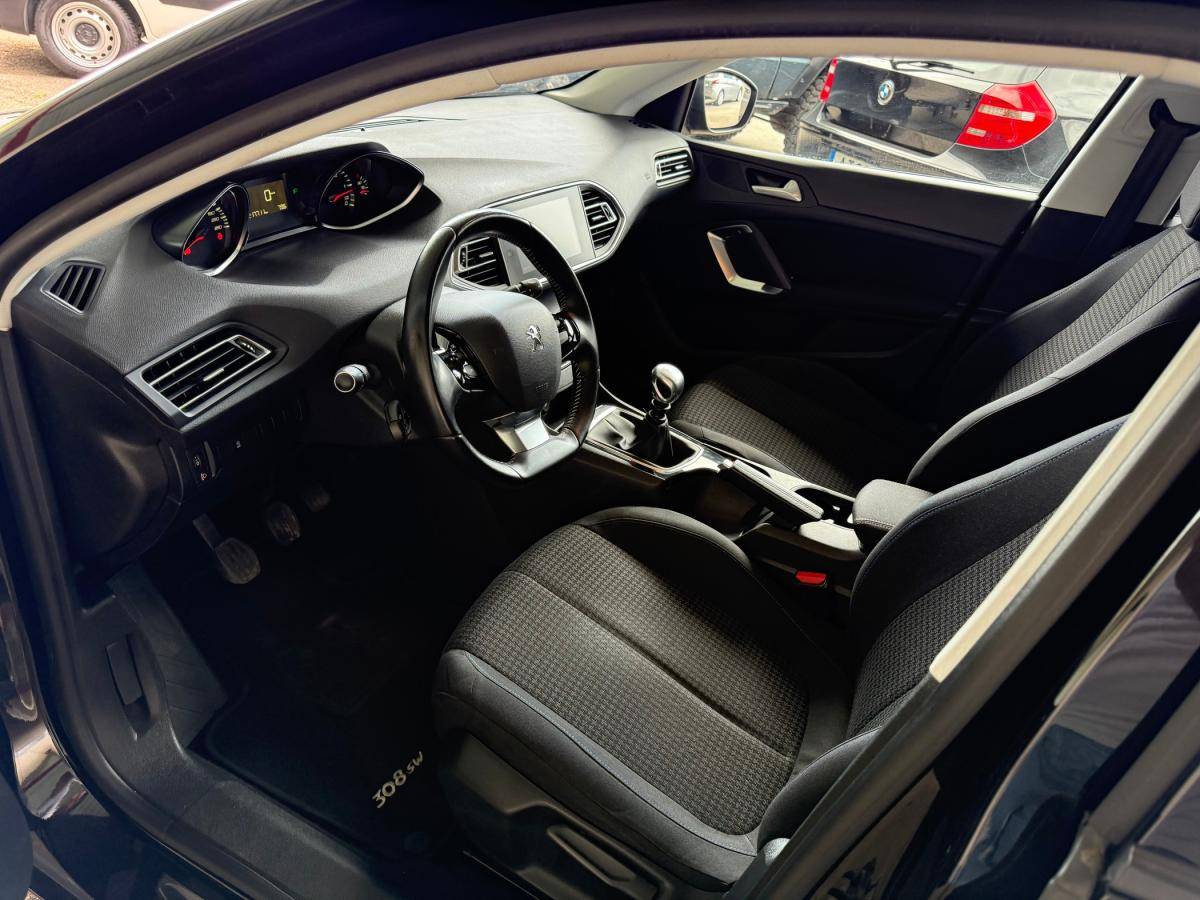 peugeot-308-sw-2019-diesel-1499cc