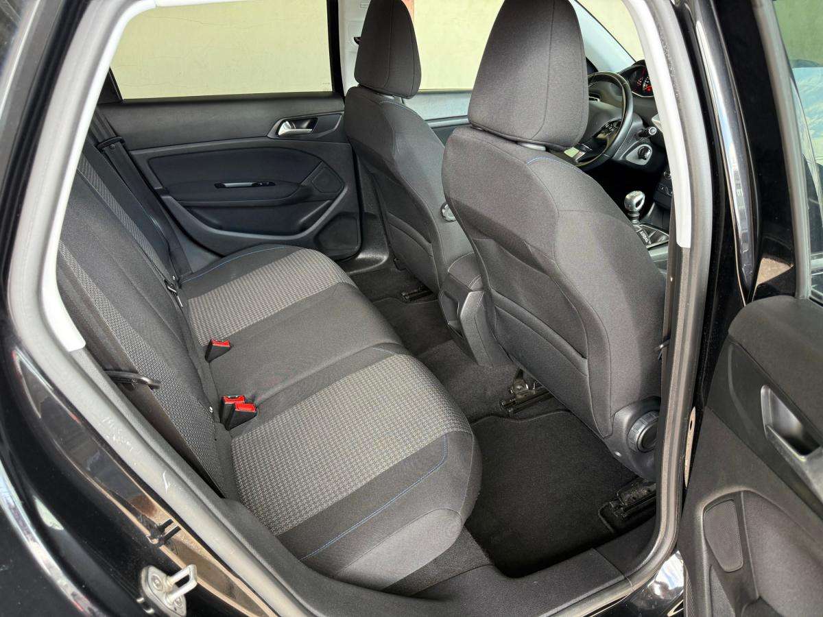 peugeot-308-sw-2019-diesel-1499cc