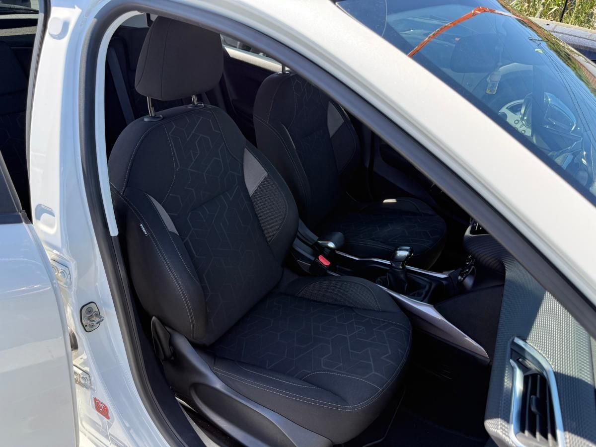 peugeot-2008-2016-diesel-1560cc