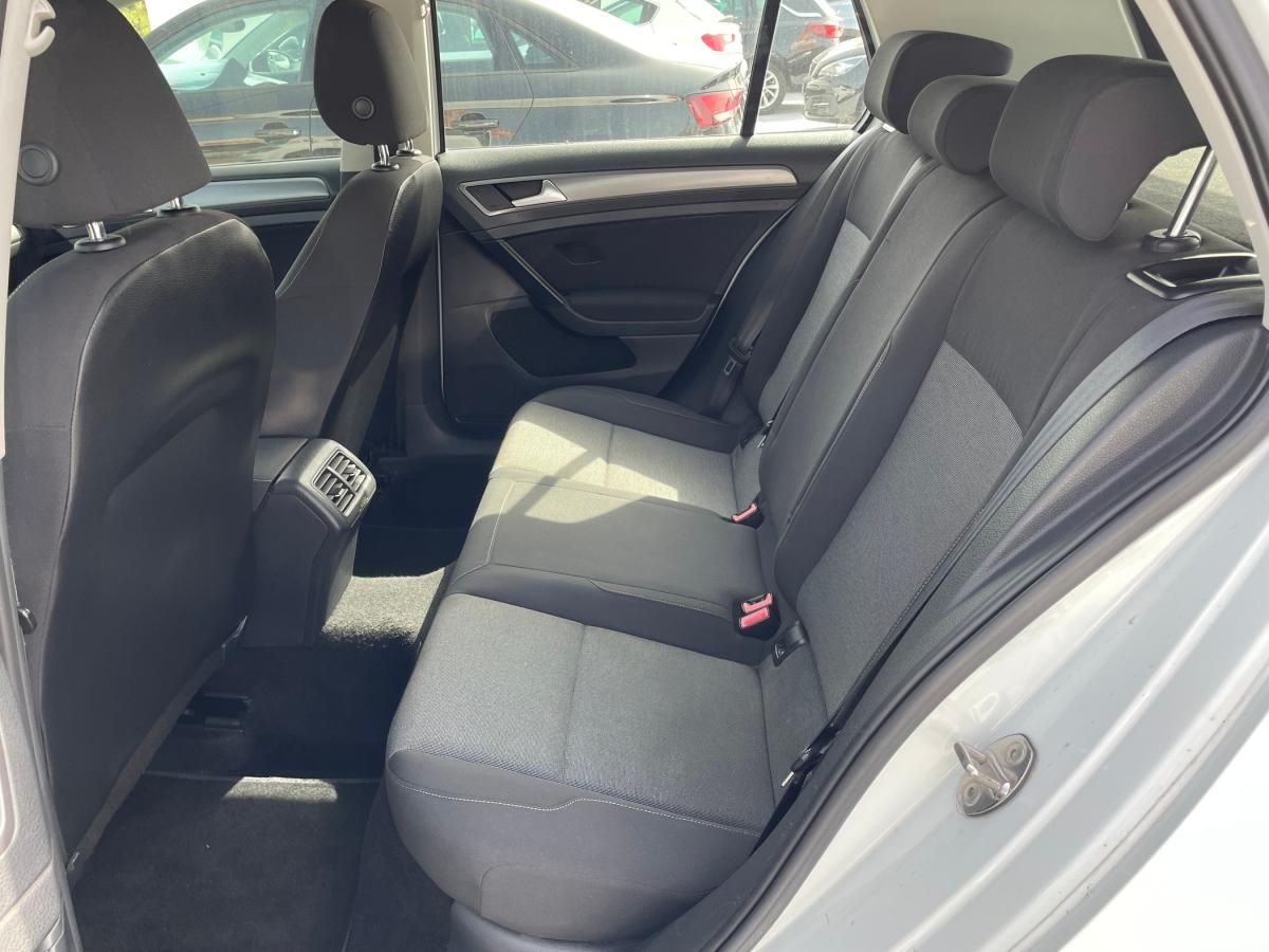 volkswagen-golf-2013-diesel-1598cc