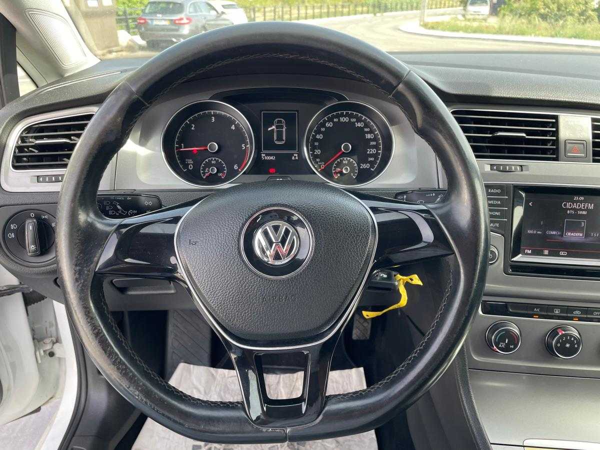 volkswagen-golf-2013-diesel-1598cc