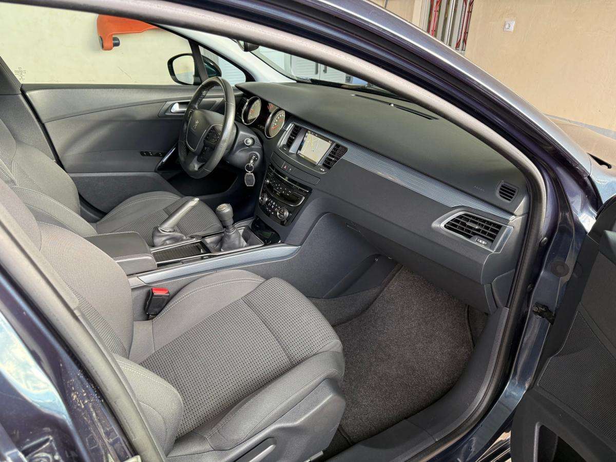 peugeot-508-2015-diesel-1560cc