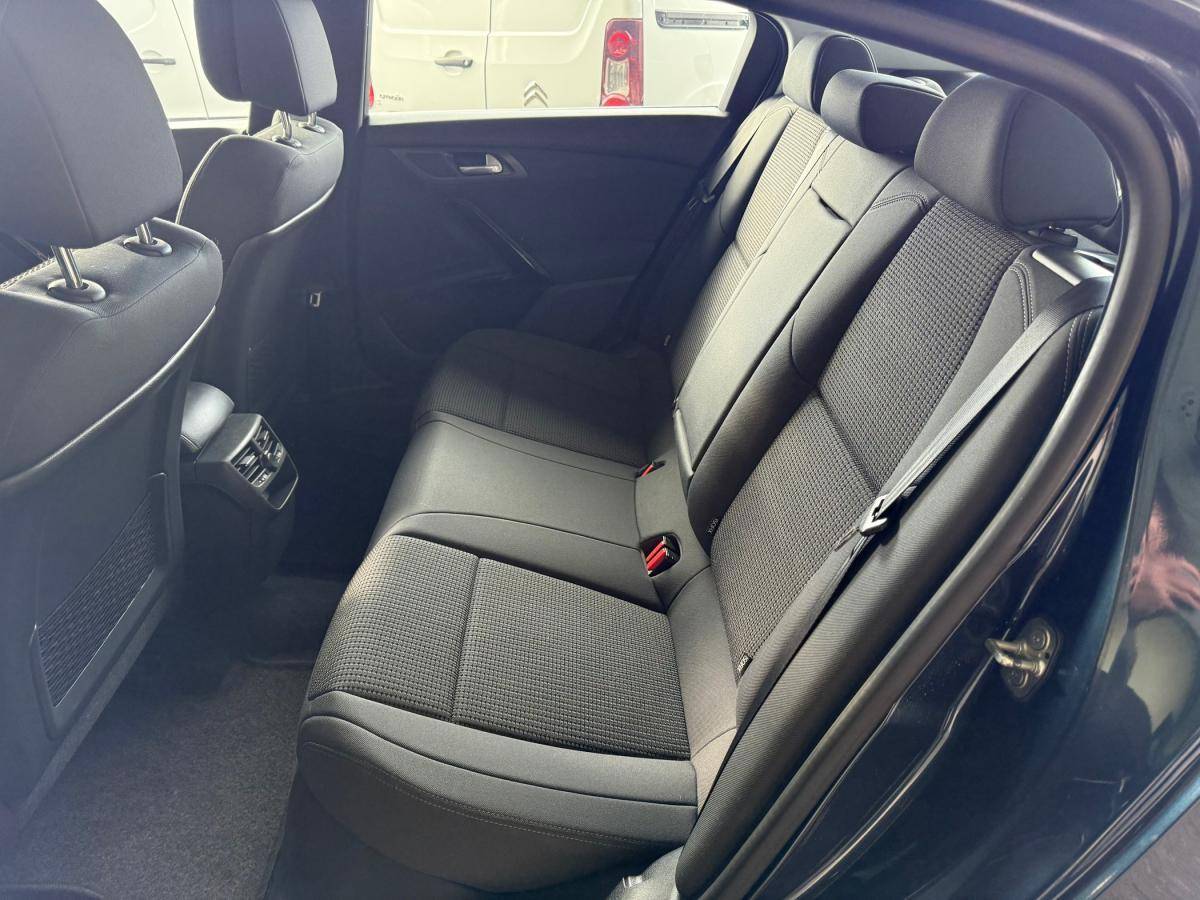 peugeot-508-2015-diesel-1560cc