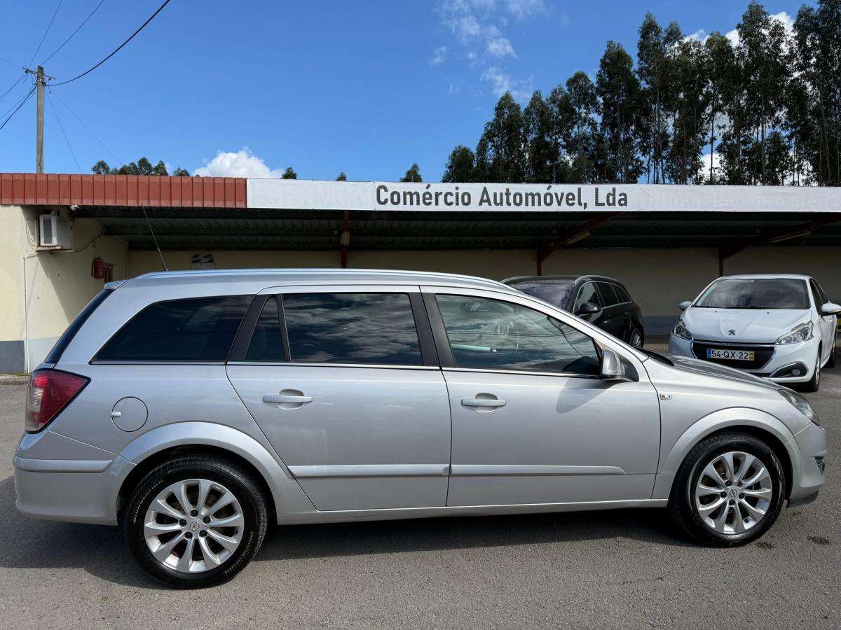 opel-astra-caravan-2009-diesel-1686cc