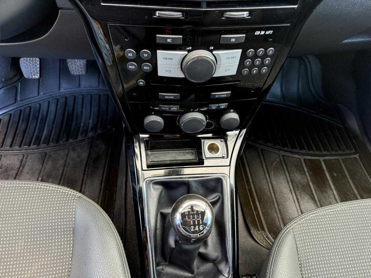 opel-astra-caravan-2009-diesel-1686cc
