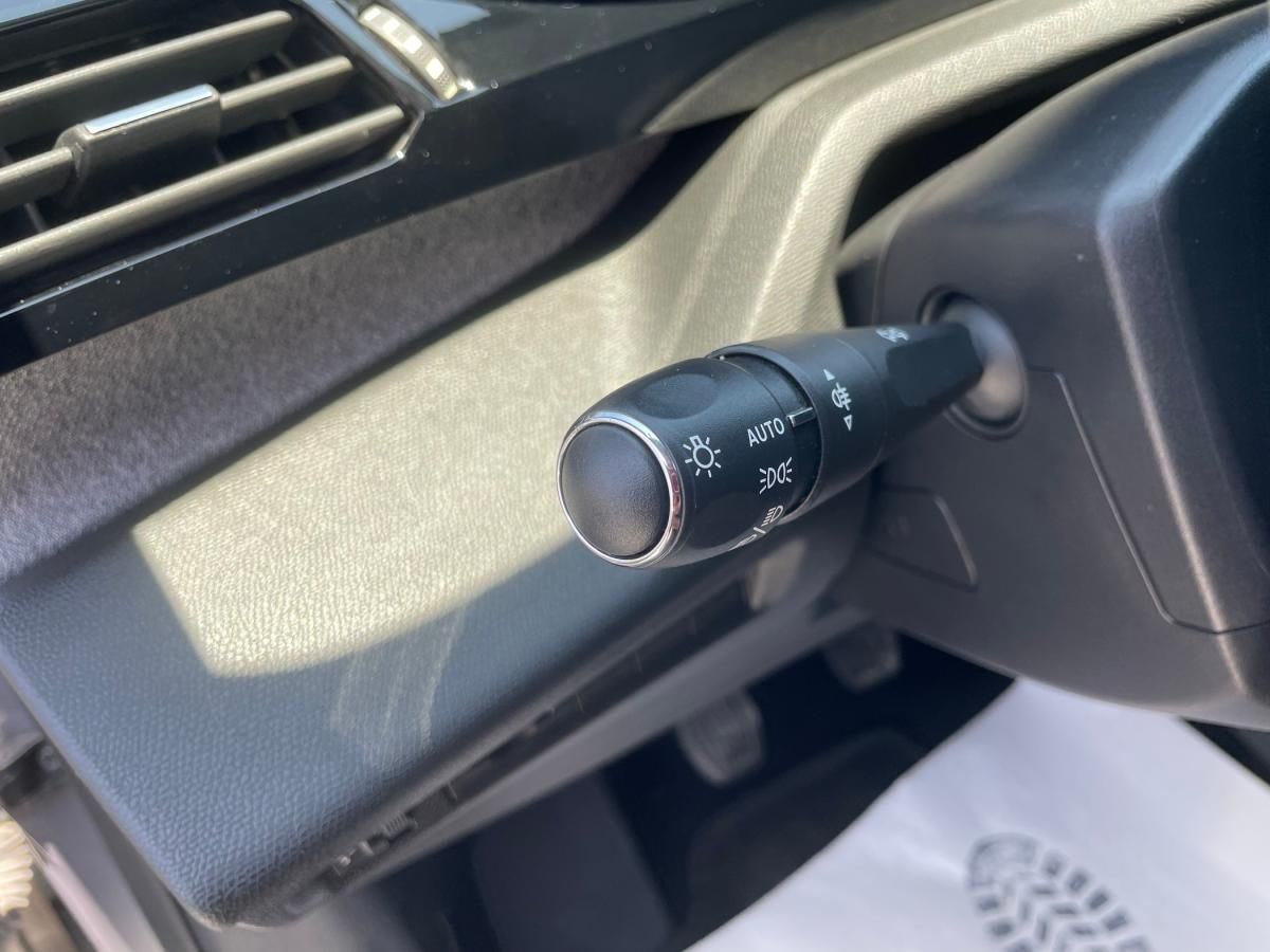 peugeot-308-2022-diesel-1499cc