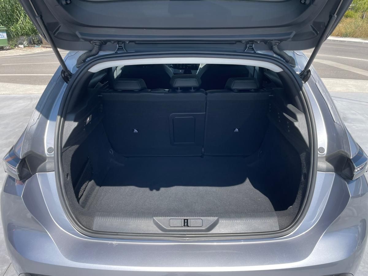 peugeot-308-2022-diesel-1499cc