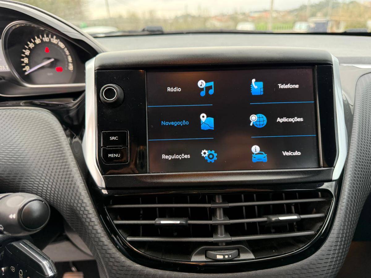 peugeot-2008-2018-diesel-1560cc