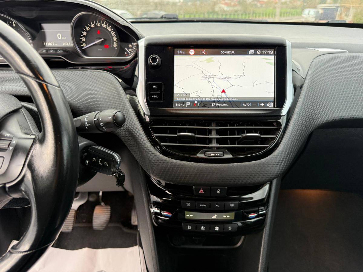 peugeot-2008-2018-diesel-1560cc