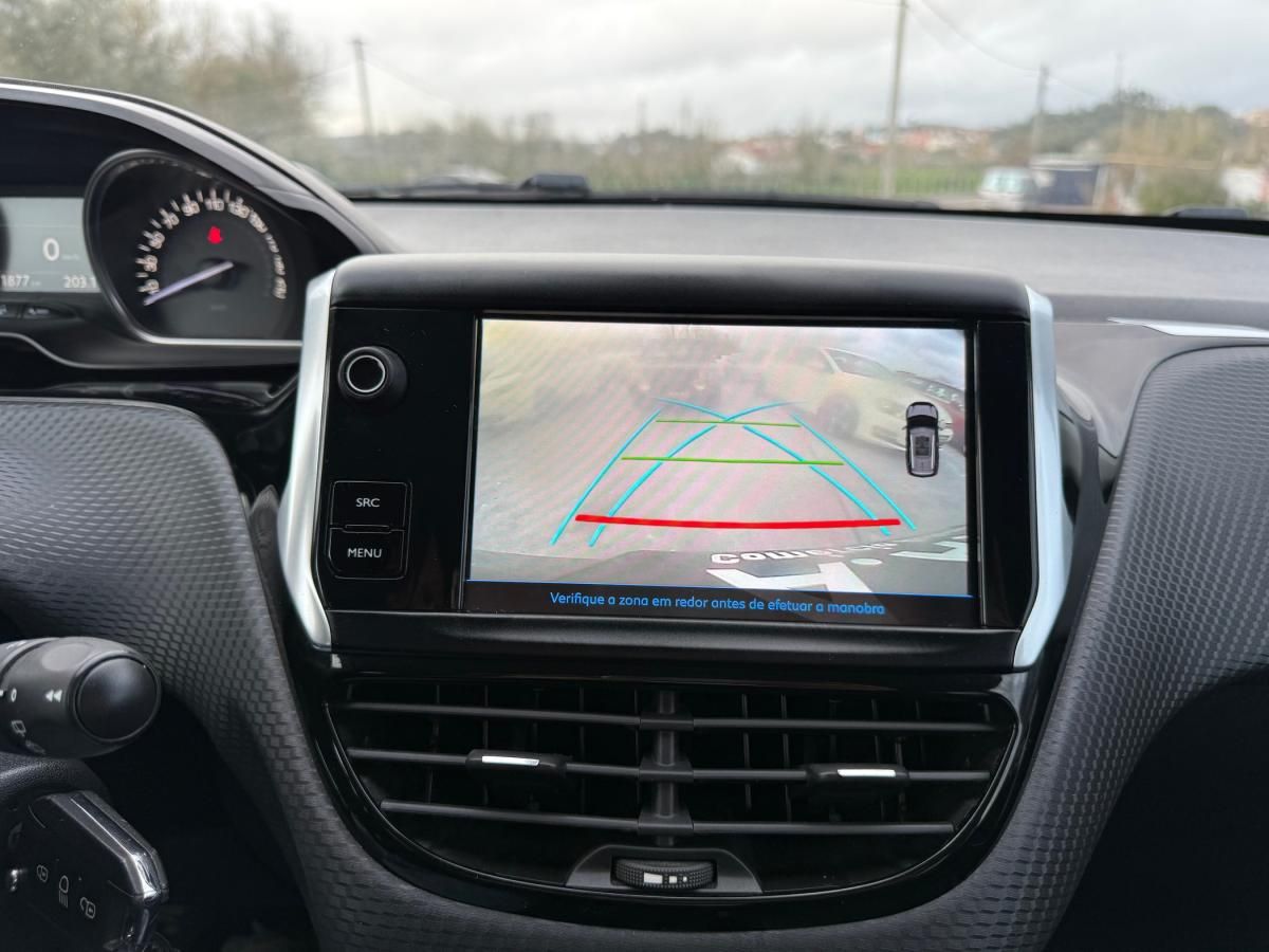 peugeot-2008-2018-diesel-1560cc