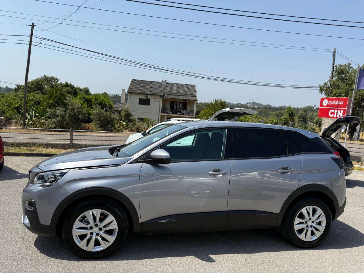 peugeot-3008-2019-diesel-1499cc