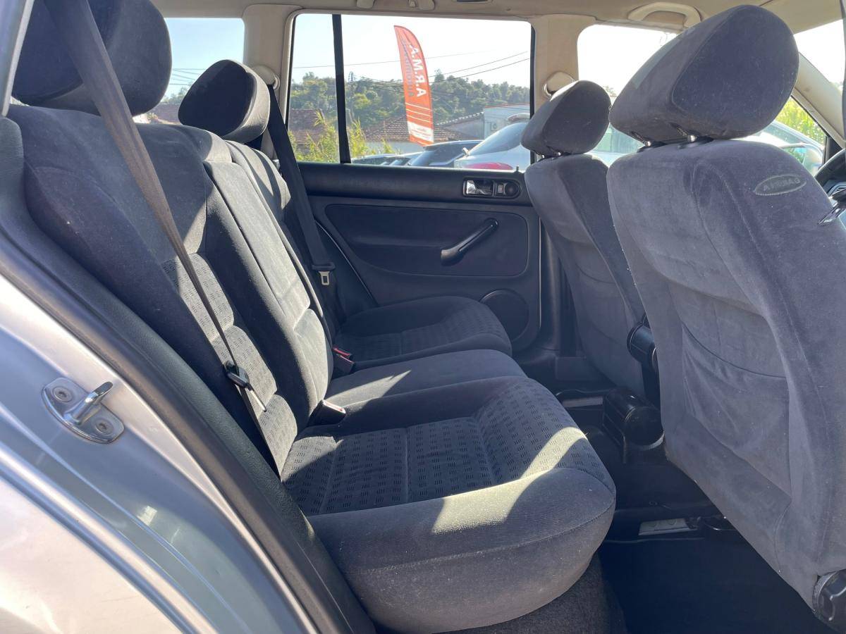 volkswagen-golf-variant-2001-diesel-1896cc
