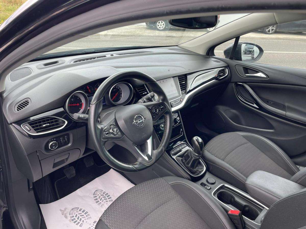 opel-astra-sport-tourer-2017-diesel-1598cc