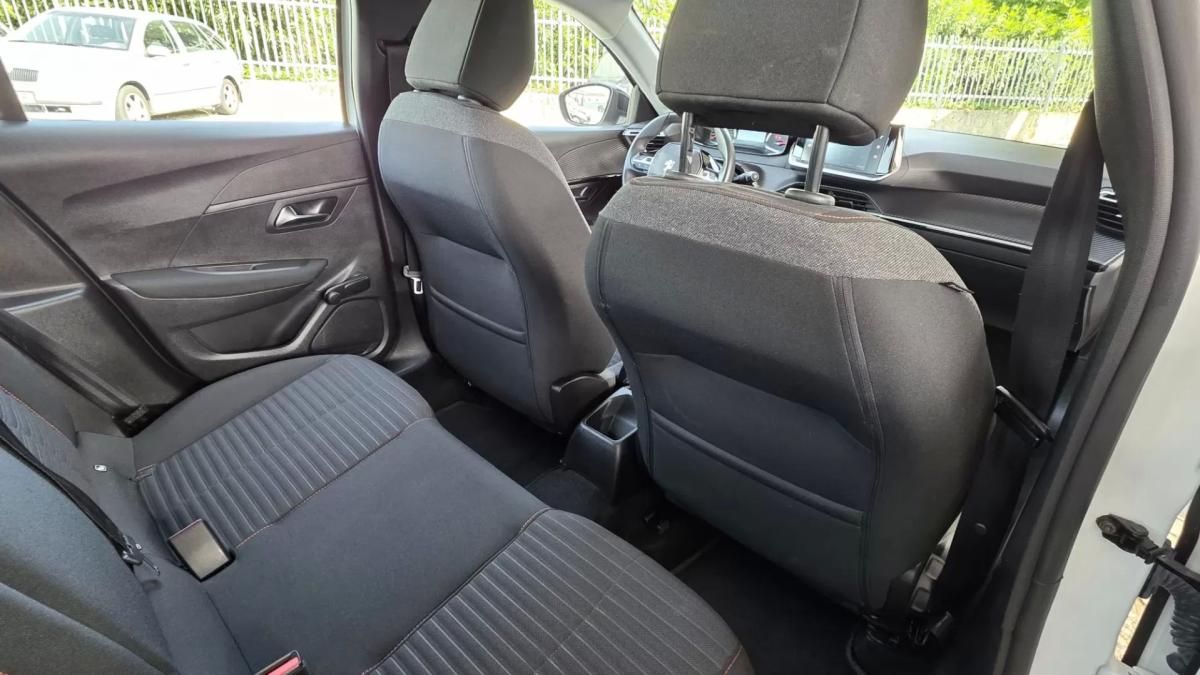 peugeot-208-2022-gasolina-1199cc