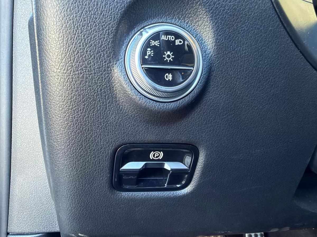 mercedes-benz-classe-c-2024-hibrido-1993cc
