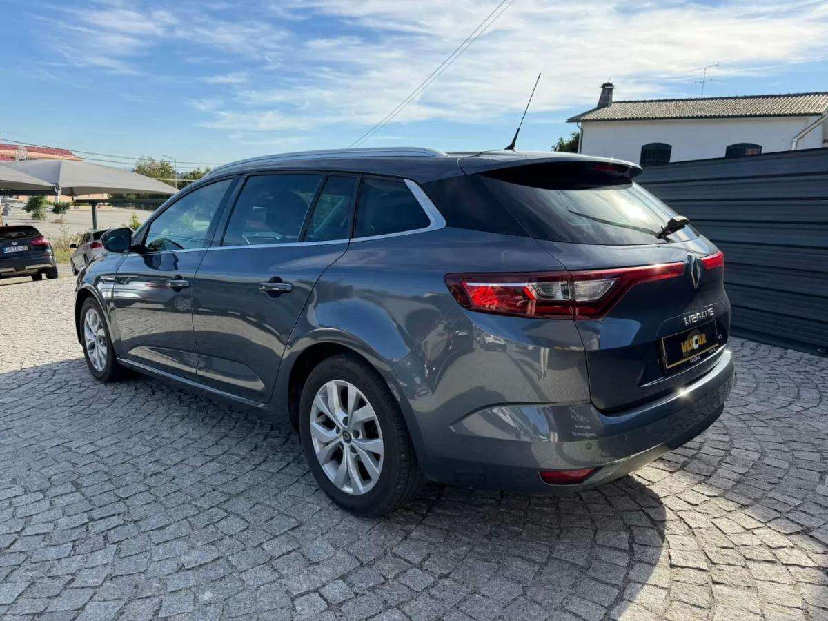 renault-megane-sport-tourer-2019-diesel-1461cc