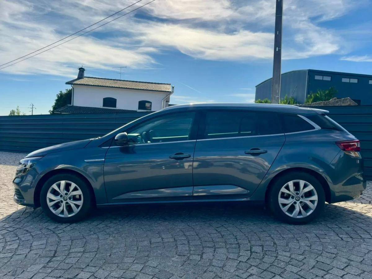 renault-megane-sport-tourer-2019-diesel-1461cc