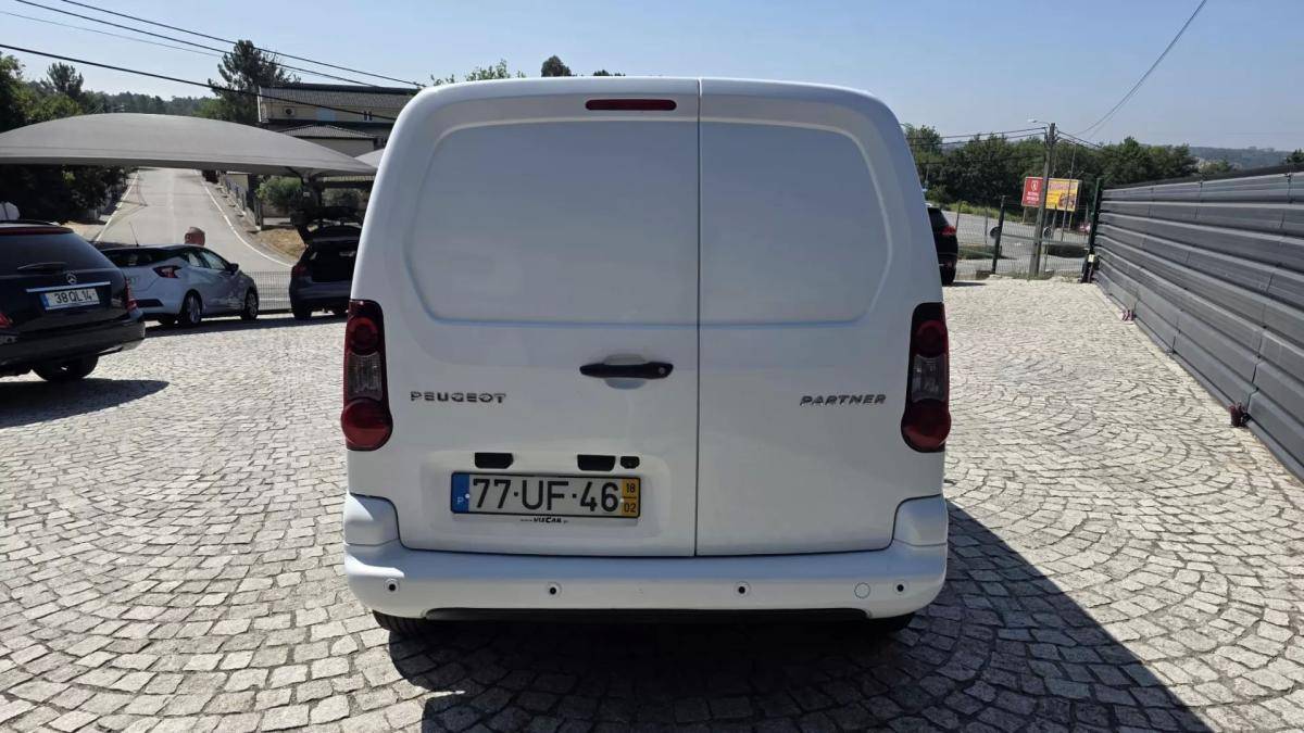 peugeot-partner-2018-diesel-1600cc