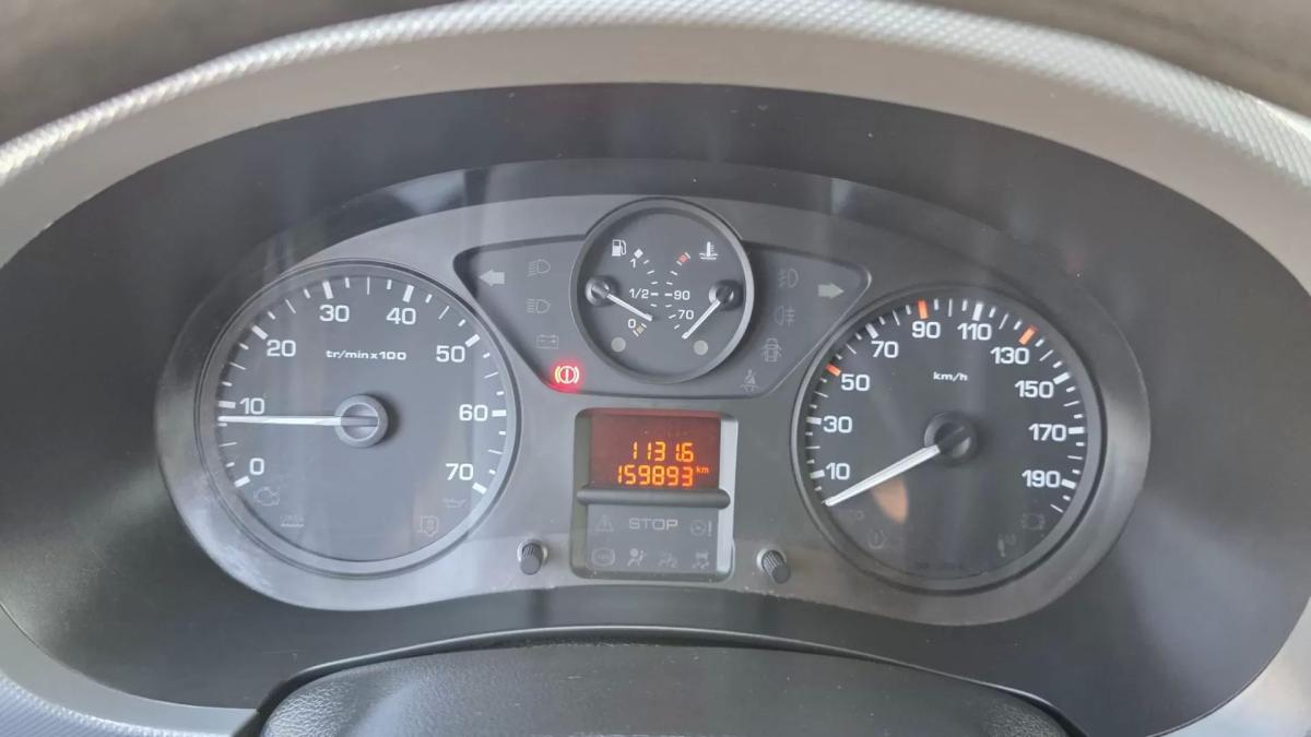 peugeot-partner-2018-diesel-1600cc