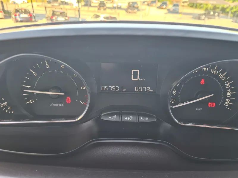 peugeot-2008-2014-gasolina-1199cc
