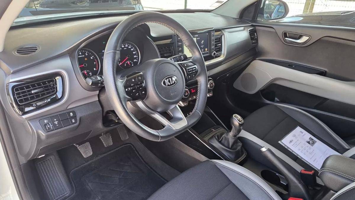 kia-stonic-2018-gasolina-998cc