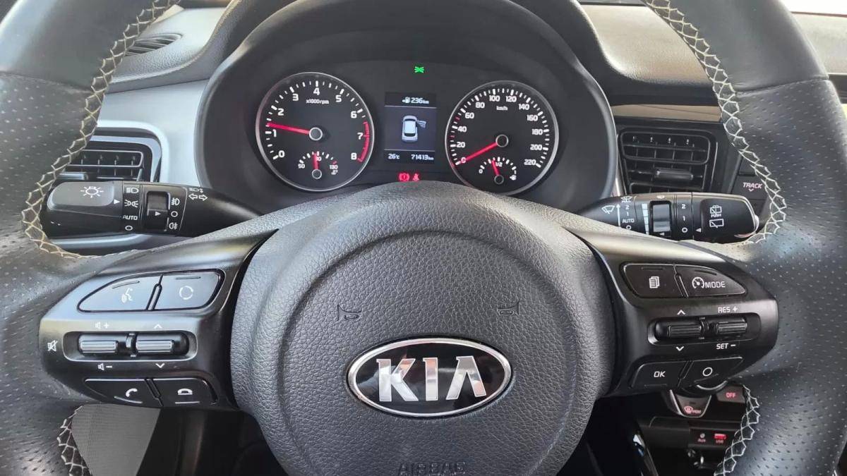 kia-stonic-2018-gasolina-998cc