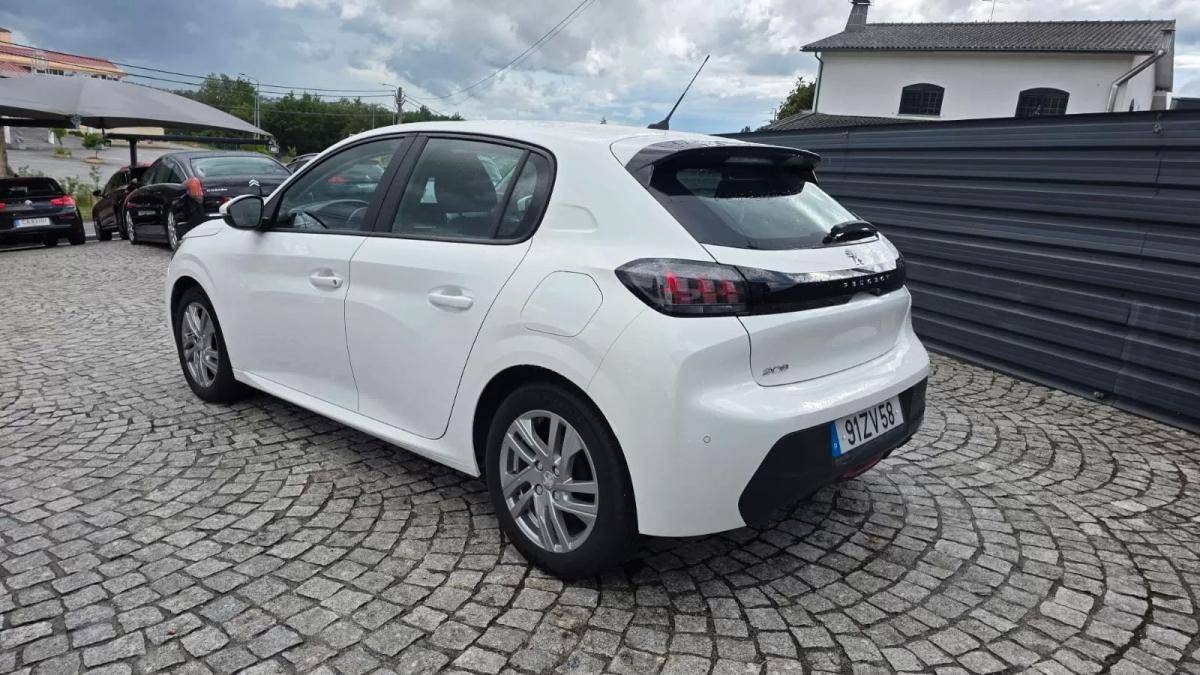peugeot-208-2020-gasolina-1199cc