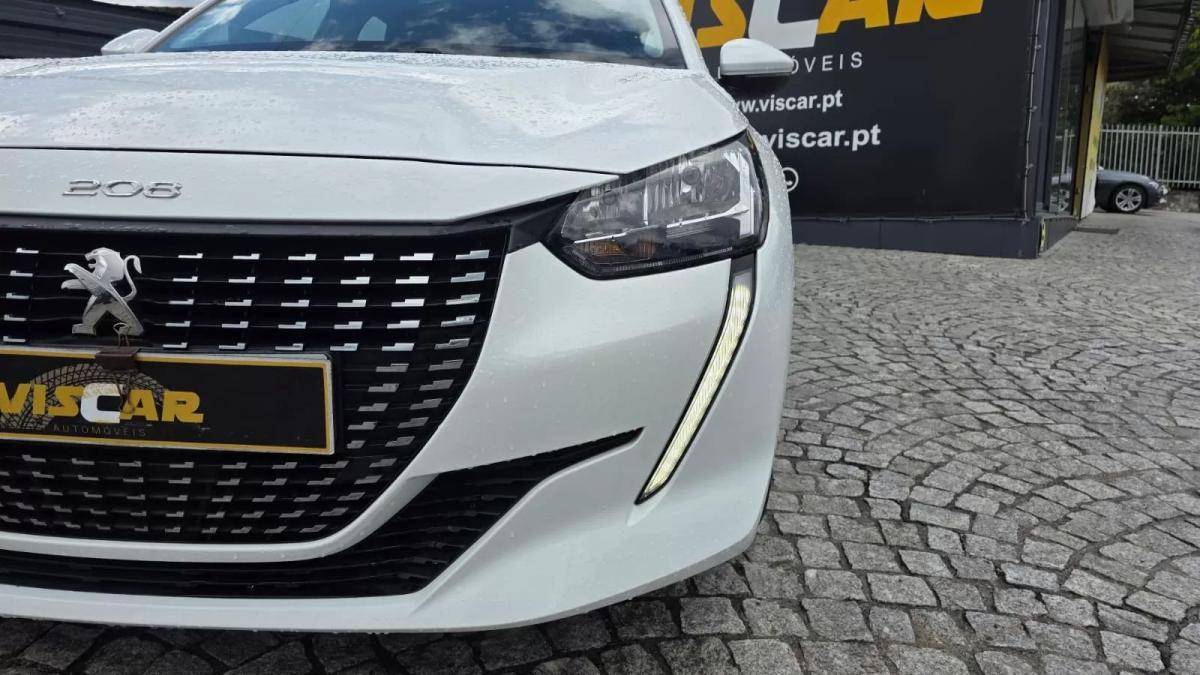 peugeot-208-2020-gasolina-1199cc