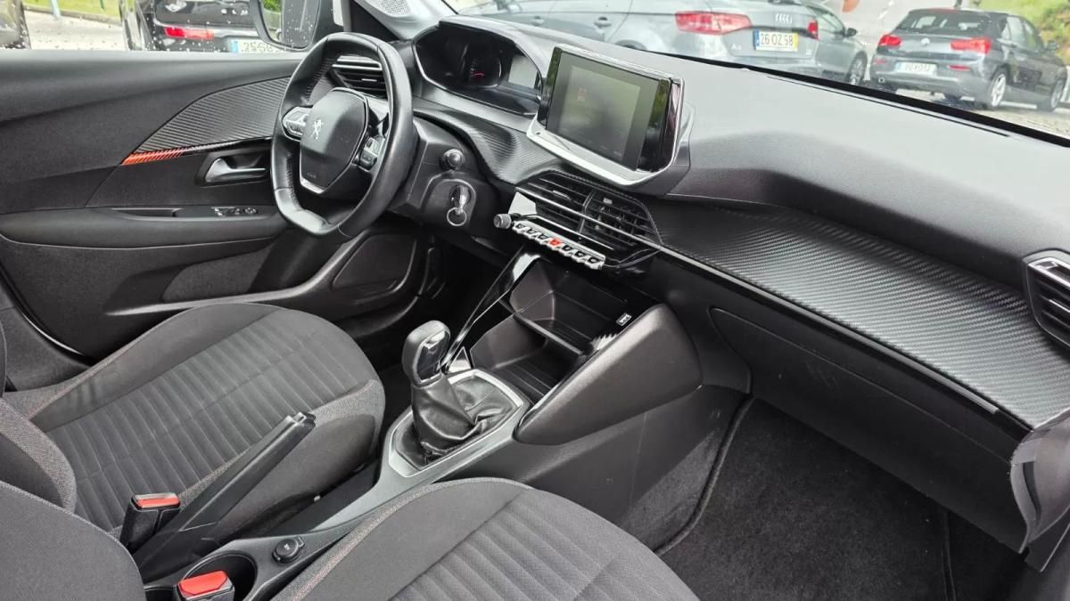 peugeot-208-2020-gasolina-1199cc